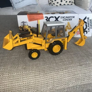 NZG JCB 3cx escavatore caricatore modello terna, 1:35 JCB pressofuso come nuovo - Foto 1 di 12
