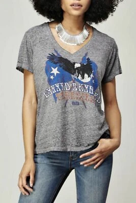 Trunk Ltd Free People Mujer Lynyrd Skynyrd Free Bird Camiseta 1987 Nueva Cuello en V Foto 1 de 3