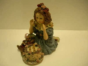 YESTERDAYS' CHILD. REBECCA WITH ELLIOT BIRTHDAY FIGURINE. BOYDS 1995! - Picture 1 of 4
