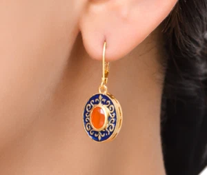 Pendientes esmaltados art deco de cornalina artesanal magistralmente chapados en oro 14K - Imagen 1 de 5