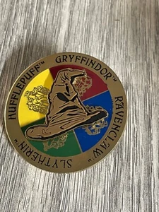 Harry Potter Spinning Sorting Hat Pin Universal Wizarding World Trading Pin VTG - Picture 1 of 12