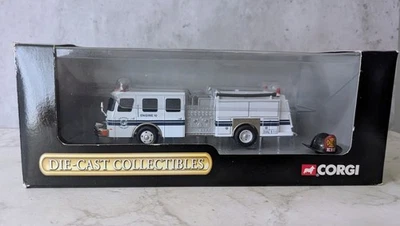 Corgi 54703 E-One Side Mount Newark Fire Dept escala 1/50 en caja  Foto 1 de 4