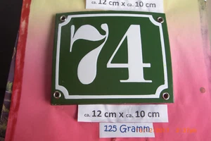 Hausnummer Nr.74 weiße Zahl auf gras - grünem Hintergrund 12 cm x 10 cm Emaille - Picture 1 of 12