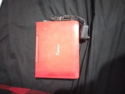 Reproductor de DVD portátil Impecca DVPDS720 7" doble pantalla negro con puerto USB lector SD Foto 1 de 4