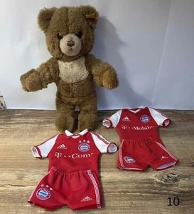++ Original Steiff Cosy Teddybär - 26cm - Art.-Nr. 5355 und Mini Kit Trikot ++ - Bild 1 von 6