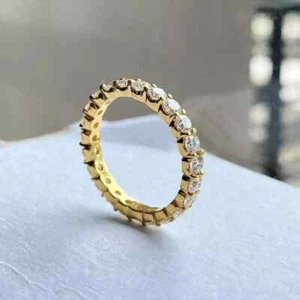 Alianza de eternidad de boda de diamantes cultivados en laboratorio redonda de 0,70 quilates de oro amarillo sólido de 14 quilates - Imagen 1 de 10