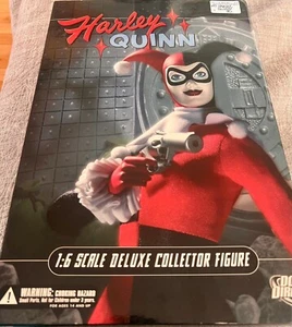 DC Direct Harley Quinn 13" Deluxe Female Figure Head Only im Maßstab 1:6 - Bild 1 von 3