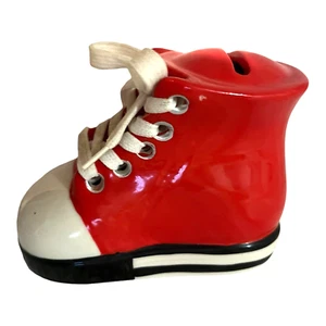 Novelty Money Box Sneaker Real Shoelaces with Stopper - Picture 1 of 8