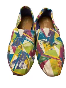 womens TOMS Canvas Shoes~Size 8.5~GEOMETRIC~MultiColored~NEW w/out BOX - Picture 1 of 5