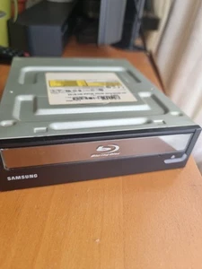 Samsung BluRay BD-ROM/DVD Writer - Model SH-B123 5.25" Internal SATA Drive. - Picture 1 of 4