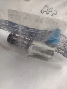 Genuine OEM Ford VVT Variable Valve Timing-Control Valve Solenoid AT4Z6M280C - Bild 1 von 4
