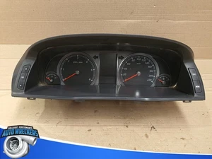 Ford SZ Territory diesel dash cluster 220,000kms - Picture 1 of 5
