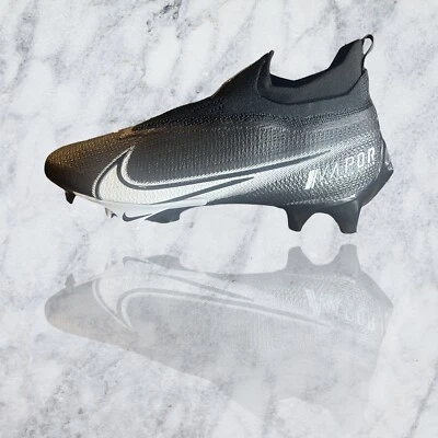 Chuteiras de futebol Nike Vapor Edge Elite 360 Flyknit 11 W preto branco CV6317-001 - Imagem 1 de 4