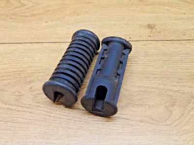 SUZUKI GP100-GP125 GOMAS DE PATA DELANTERA HECHAS EN JAPÓN Foto 1 de 4