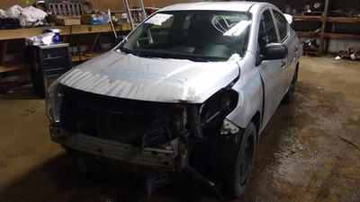 Driver Left Front Door Sedan Manual Fits 12-19 VERSA 879931 Foto 1 de 4