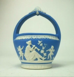Vintage Jasper Ware cesto bisque blu neoclassico Cupidi musicisti uccellino Germania - Foto 1 di 12