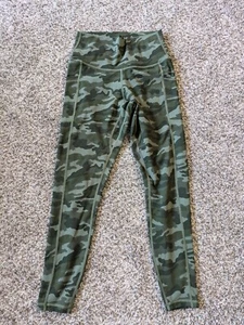 Sunzel Camo Leggings Yoga Pants Soft Stretch Skinny Leg Women's Size Medium - Picture 1 of 8
