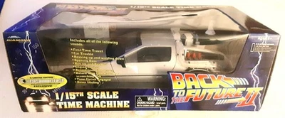 Regreso al Futuro 2 Delorean Escala 1:15 Diamante Selecto Juguetes Ent Tierra Exclusivo Foto 1 de 4