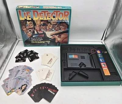 1987 Lie Detector Game Pressman Classic Family Detective Crime WORKS COMPLETE  - Image 1 of 4