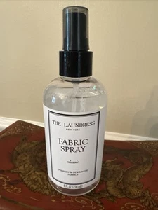 The Laundress Fabric Spray Freshens & Dewrinkle Classic 8 Fl Oz - Picture 1 of 7