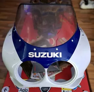 1989 SUZUKI GSX-R750 FRONT NOSE CONE - CAN'T BE MANY OF THESE ABOUT - Picture 1 of 5