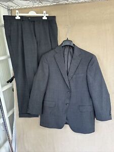 Hart Schaffner Marx Charcoal Striped Mens 2pc Suit 42S Short Pleaded Pant 38x28