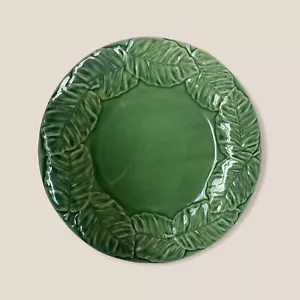 Bordallo Pinneiro Green plate with leaf Rim 10.5" Made in Portugal - Picture 1 of 2
