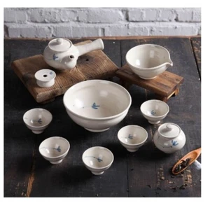 Handcrafted Traditional Korean Tea Set Beige Cheonghwa Porcelain 5 Person Set - Picture 1 of 24