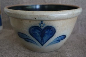 ROWE Pottery Heart MIXING BOWL - Salt Glazed Blue Decorated - LARGE 10 1/2” dia. - Picture 1 of 6