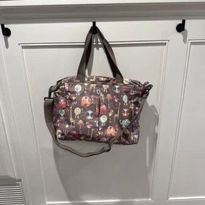 Bolso de pañales para bebé LeSportsac Ryan Tote unisex con estampado animal mono - Imagen 1 de 20