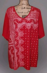 CATHERINES - Túnica manga corta roja con estampado de bandana blanca ~ Para mujer talla 2X - Imagen 1 de 3