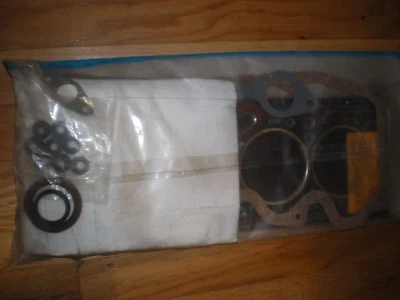 FORD ESCORT 1981-1984 KIT DE JUNTA DE RECTIFICADO DE VÁLVULA DE 4 CILINDROS 1,6 L NUEVO EN STOCK Foto 1 de 2