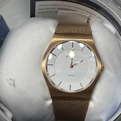 Reloj Bering Clásico Movimiento Cuarzo Esfera Blanca Damas 4894041104621 Foto 1 de 4