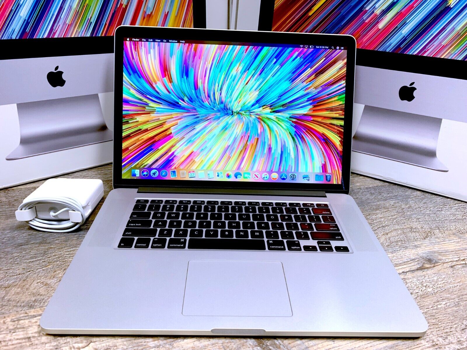 APPLE MACBOOK PRO 15 | *HUGE 1TB SSD* 16GB QUAD CORE i7 4.0GHZ | RETINA. Available Now for $499.00