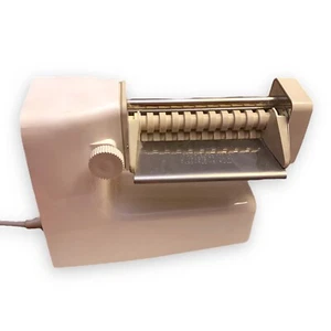 Máquina de pasta eléctrica vintage Bialetti Depositati Italia - Imagen 1 de 12