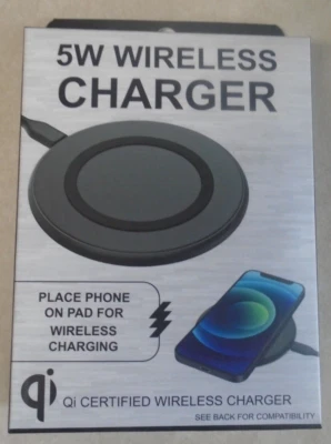 5-watt Wireless Charger Pad for Qi-enabled iPhone & Samsung S, Note. USB powered - Image 1 of 4
