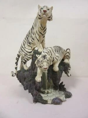 Figura Giftco Tigre Blanco por Cascada 14" Artista Resina Modelo VT02B Tigres Foto 1 de 4