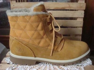 NWOB HELLY HANSEN VEGA CARMEL NUBUCK LEATHER & SUEDE HIKING BOOTS ~ 7.5/8M ~$130 - Picture 1 of 9