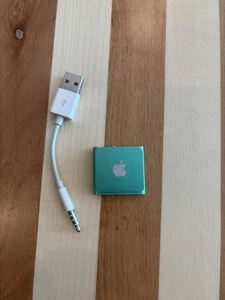 Apple iPod shuffle 4th Generation Blue (2 GB) - Picture 1 of 2