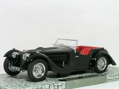 Minichamps 1/18 Bugatti Type 57SC Corsica Roadster Black Diecast Model - Image 1 of 3