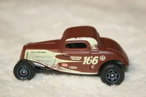 NEU MATCHBOX 💥 1932 FLACH BRAUN FORD COUP MIT RENNGRAFIK 💥ROAD CRUISERS AUTO - Bild 1 von 6