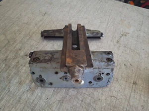 ATLAS CRAFTSMAN 10" 12” LATHE Apron Saddle Carriage 10F-9A Housing Casting - Picture 1 of 22