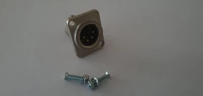 Conector de montaje en panel macho Amphenol AC4MDZ 4 pines XLR con tornillos VENDEDOR AUSENTE Foto 1 de 4