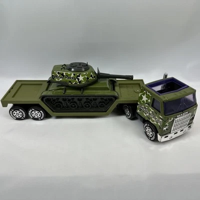 Vintage Buddy L Special Forces Mack Truck Transporter & M5 Army Tank - Image 1 of 4
