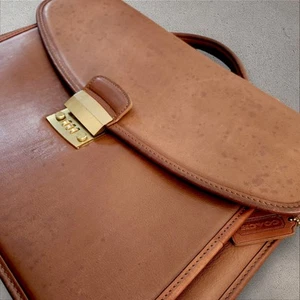Bolso Cartera Coach Vintage con Cerradura Maletín de Cuero Marrón Claro Grande - Imagen 1 de 12