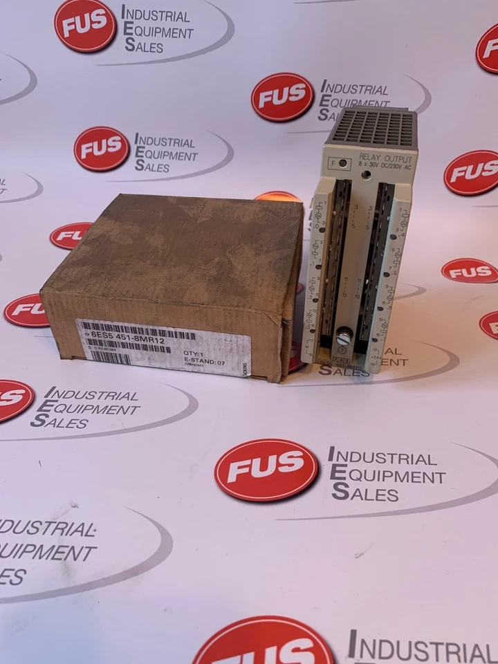 Siemens 6ES5 451-8MR12 Relay Output Module - Image 1 of 1