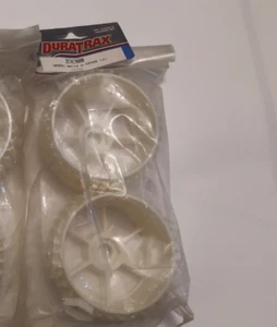 DURATRAX DTXC9880 WHEEL, WHITE 6-SPOKE - Picture 1 of 1
