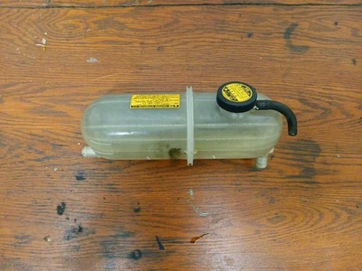 LEXUS IS220D TOYOTA RAV 4 2.2 DIESEL  EXPANSION BOTTLE - Image 1 of 2