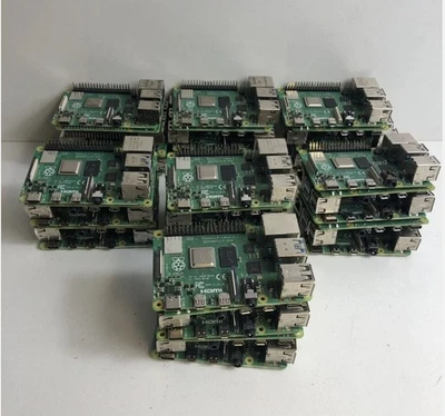 18 Raspberry Pi 4 - 2018 - 22 Raspberry Pi 5 - TUTTI DANNEGGIATI - Immagine 1 di 4