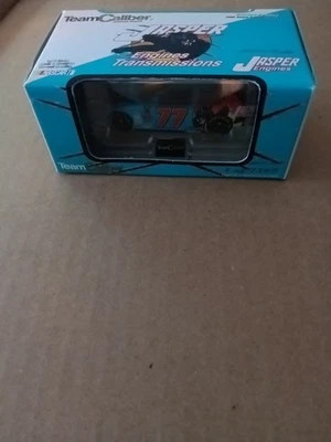 Robert Pressly #77 Jasper Engine Taurus 2000 propietarios calibre equipo 1:64, nuevo en caja Foto 1 de 2